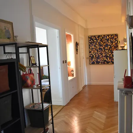 Appartement Climatisé Et Proche De *